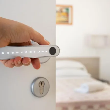 بيت ضيافة Ceccarini ريتشيوني